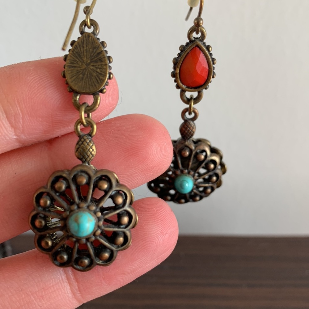Beautiful earrings - Picture 4 of 4